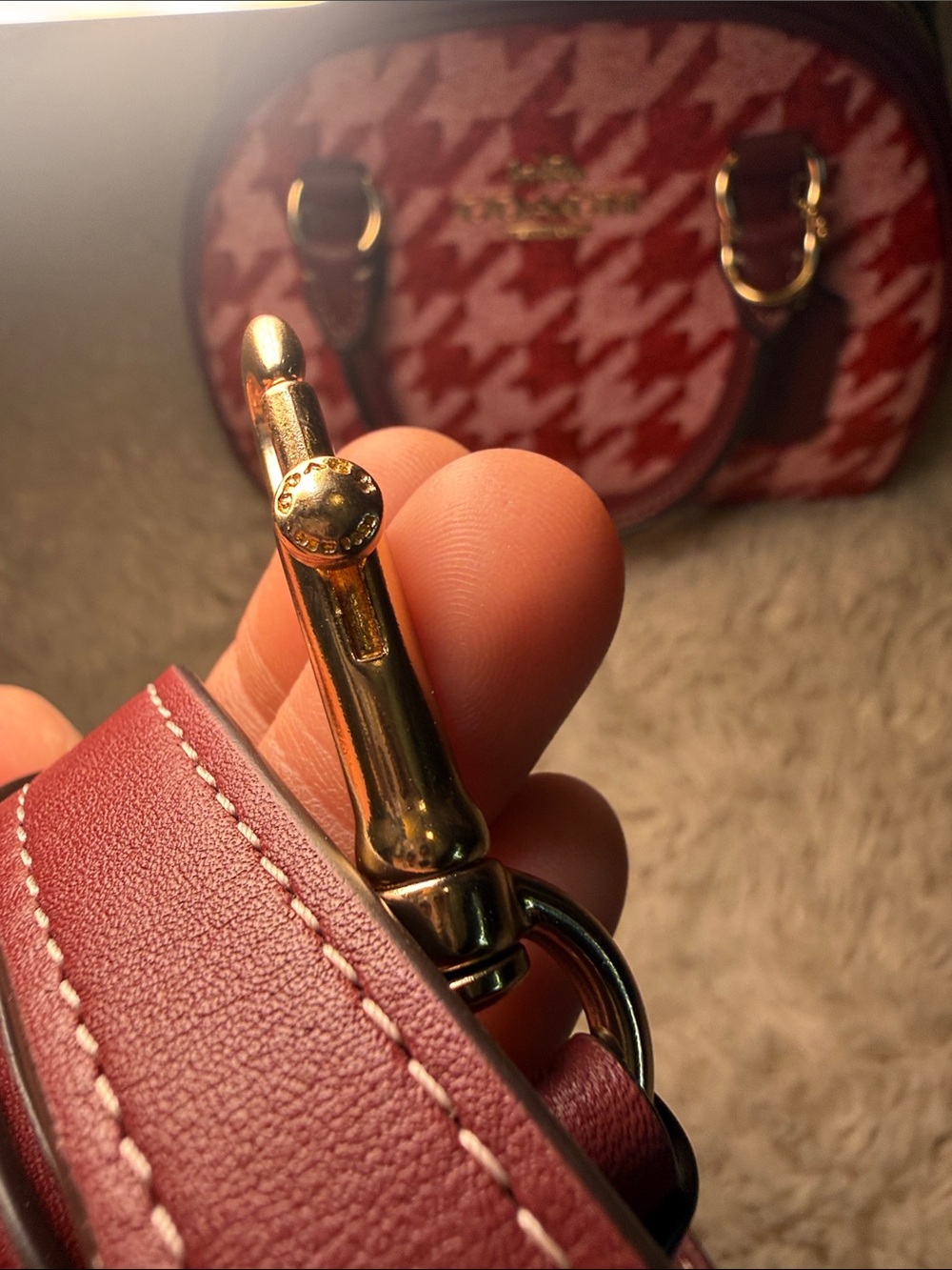 ✨NWT COACH Red Houndstooth Dome Satchel Bag✨ - Picture 10 of 12